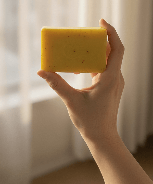 สบู่ลดกลิ่นแก่ ก้อนสีเหลือง Green Bean Lemon Soap ของ Skin Care